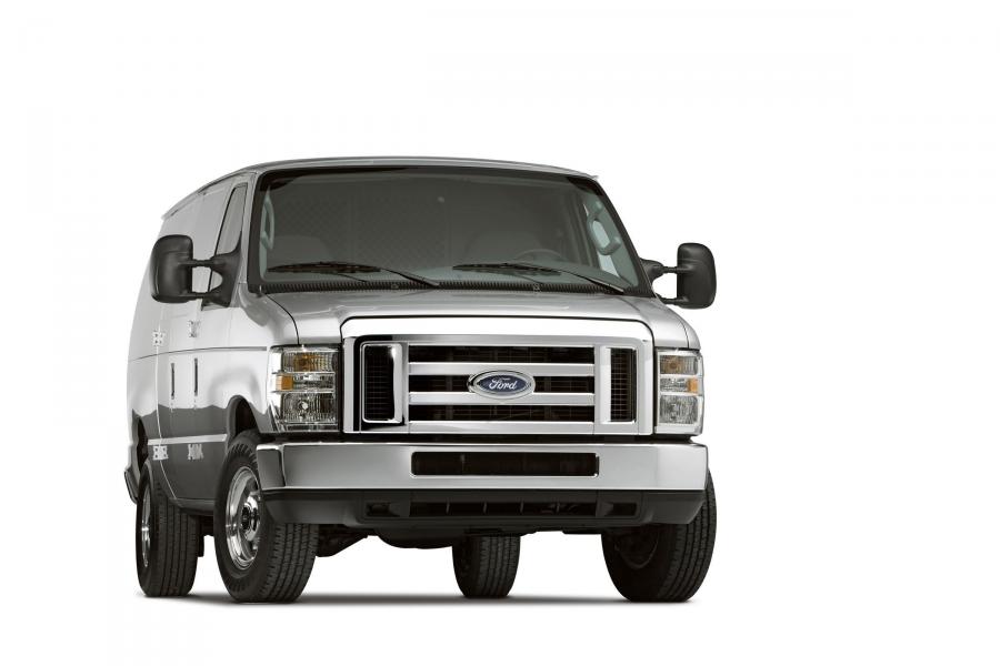  Ford E Series 2008 года  (фото 23 из 43)